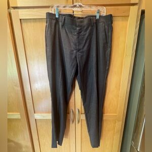 J. Crew Men's Classic Gray Pants - the Ludlow Collection W33 inseam 28.5